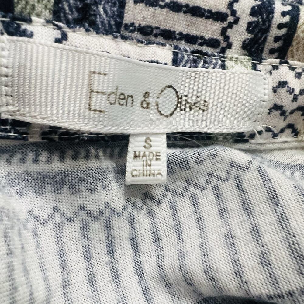 Eden & Olivia Top Women’s M Button Front Striped White Blue Sleeveless (A0132) - Picture 5 of 6